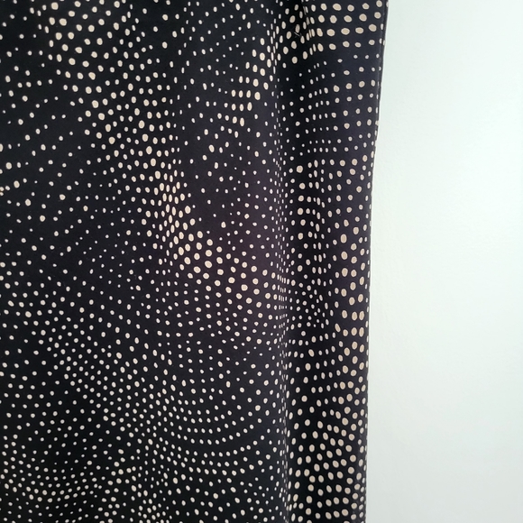 New York & Company Women Dotted Skirt Ruffle Hem Size Medium - Picture 4 of 6